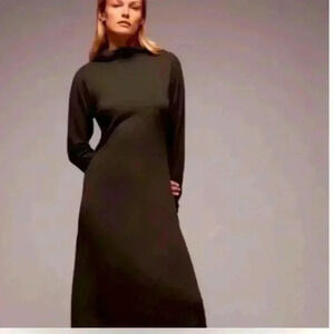 Zara medium espresso brown hoodie maxi sweater dress.Super soft! Body con.VGUC